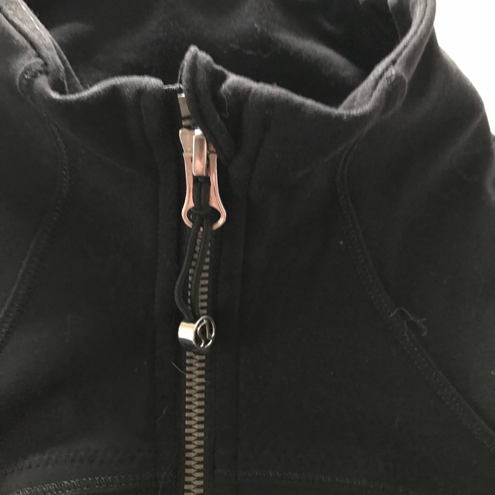Lululemon define jacket 🏋️‍♀️ - Picture 6 of 7